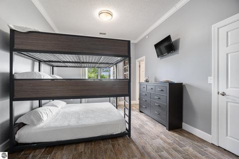 Tiny photo for 265 Lakeshore Drive, Battle Creek, MI 49015 (MLS # 1942512)