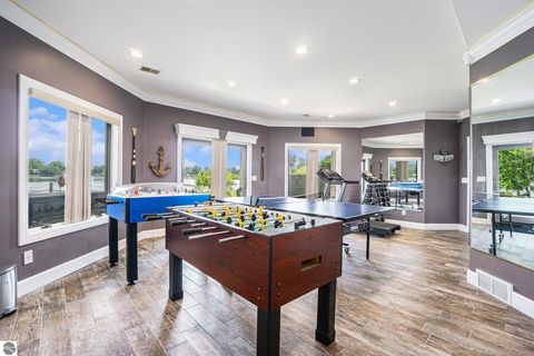 Tiny photo for 265 Lakeshore Drive, Battle Creek, MI 49015 (MLS # 1942512)