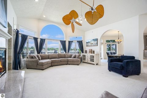 Tiny photo for 265 Lakeshore Drive, Battle Creek, MI 49015 (MLS # 1942512)