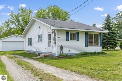Tiny photo for 418 East Main Street, Hale, MI 48739 (MLS # 1946106)
