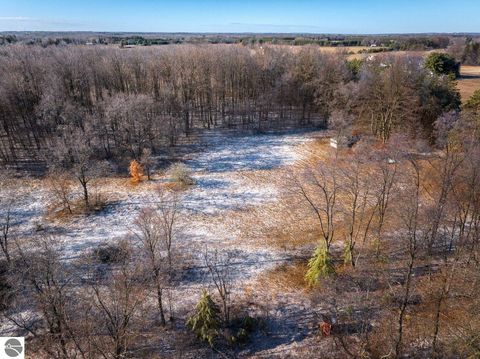 Tiny photo for 10836 30th Avenue, Evart, MI 49631 (MLS # 1942997)