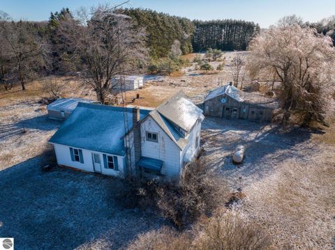 Tiny photo for 10836 30th Avenue, Evart, MI 49631 (MLS # 1942997)