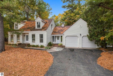 Photo of 2901 Old Farm Lane, Traverse City, MI 49685 (MLS # 1951675)