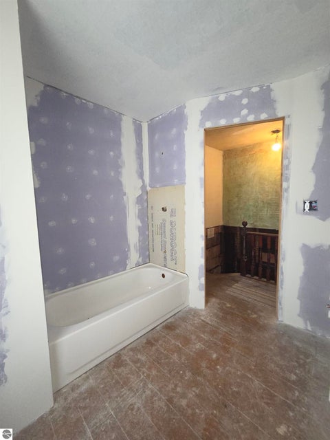 Tiny photo for 412 E Nelson ST, Cadillac, MI 49601 (MLS # 1949338)