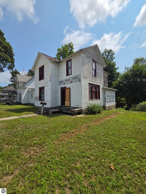 Tiny photo for 412 E Nelson ST, Cadillac, MI 49601 (MLS # 1949338)