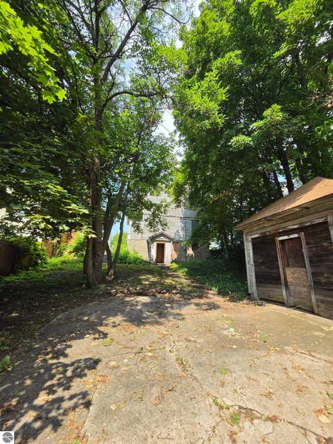 Tiny photo for 412 E Nelson ST, Cadillac, MI 49601 (MLS # 1949338)