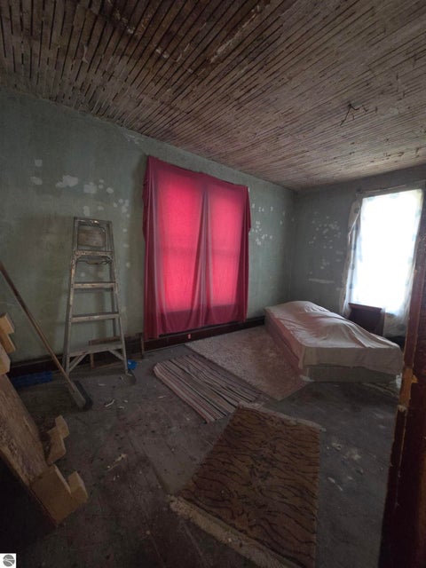 Tiny photo for 412 E Nelson ST, Cadillac, MI 49601 (MLS # 1949338)