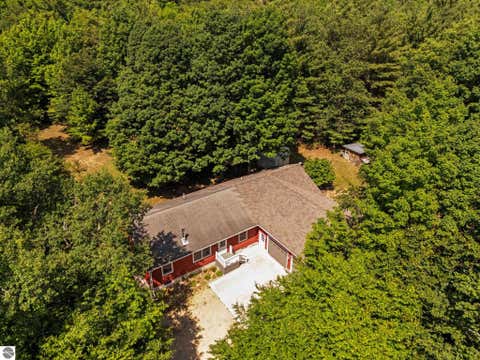 Tiny photo for 3551 Donna Lane, Cadillac, MI 49601 (MLS # 1947825)
