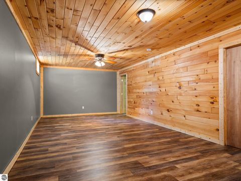 Tiny photo for 3551 Donna Lane, Cadillac, MI 49601 (MLS # 1947825)