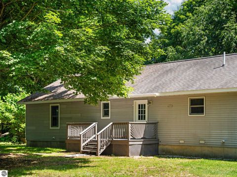 Tiny photo for 3551 Donna Lane, Cadillac, MI 49601 (MLS # 1947825)