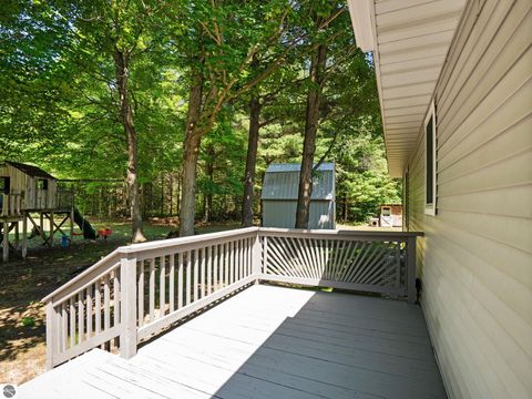 Tiny photo for 3551 Donna Lane, Cadillac, MI 49601 (MLS # 1947825)