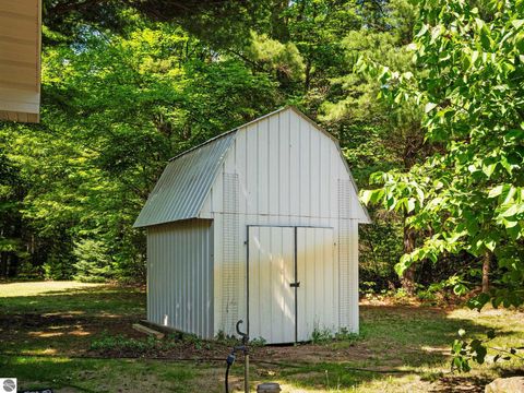 Tiny photo for 3551 Donna Lane, Cadillac, MI 49601 (MLS # 1947825)