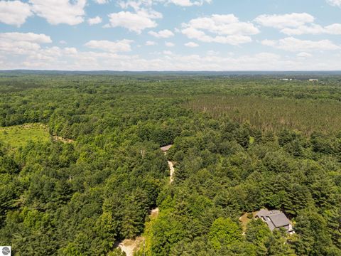 Tiny photo for 3551 Donna Lane, Cadillac, MI 49601 (MLS # 1947825)