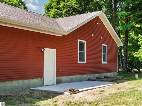 Tiny photo for 3551 Donna Lane, Cadillac, MI 49601 (MLS # 1947825)