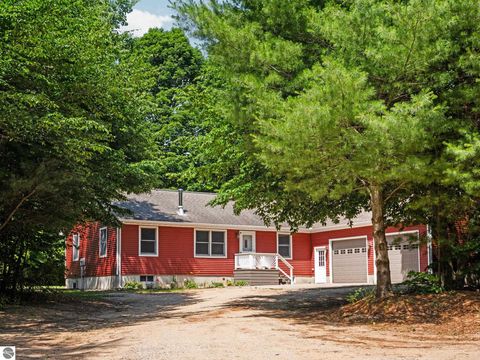Tiny photo for 3551 Donna Lane, Cadillac, MI 49601 (MLS # 1947825)
