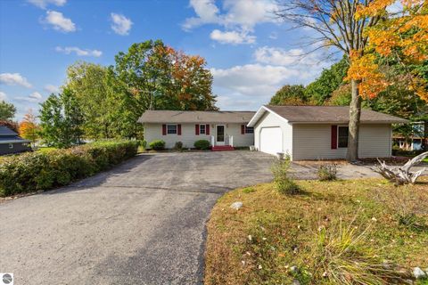 Tiny photo for 1132 Clubhouse Drive, Lake Isabella, MI 48893 (MLS # 1945145)