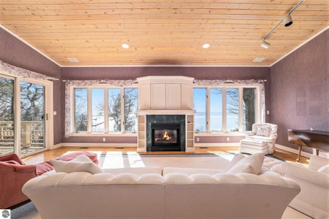 Tiny photo for 501 Michigan Avenue, Frankfort, MI 49635 (MLS # 1945300)