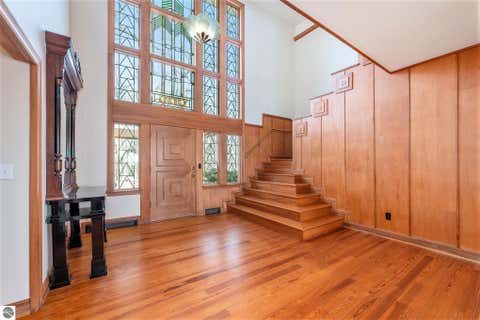Tiny photo for 501 Michigan Avenue, Frankfort, MI 49635 (MLS # 1945300)