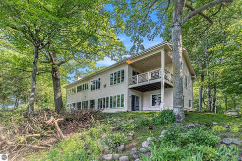 Tiny photo for 501 Michigan Avenue, Frankfort, MI 49635 (MLS # 1945300)