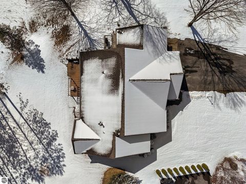 Tiny photo for 1546 Nightingale Lane, Kingsley, MI 49649 (MLS # 1943564)