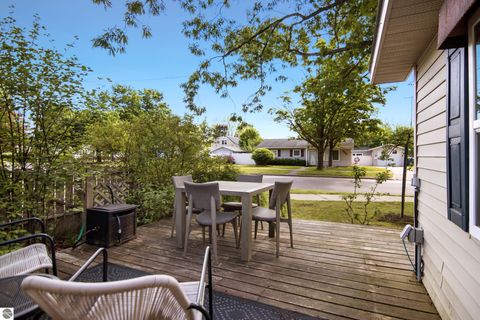 Tiny photo for 914 S Maple Street, Traverse City, MI 49684 (MLS # 1946438)