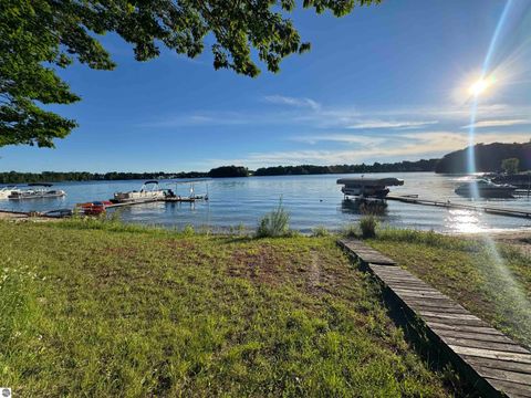Tiny photo for 60 Park Street, Traverse City, MI 49685 (MLS # 1947120)
