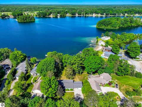 Tiny photo for 60 Park Street, Traverse City, MI 49685 (MLS # 1947120)