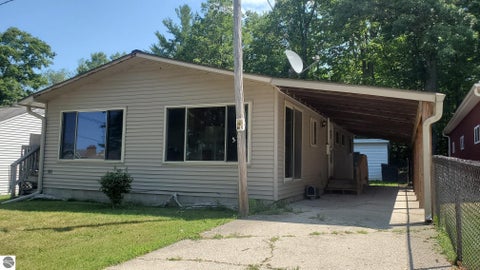 Photo of 14408 Hicks Lake Drive, Evart, MI 49631 (MLS # 1948556)