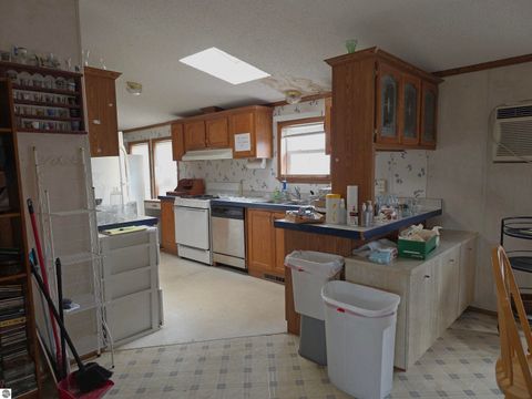 Tiny photo for 115 Miller Road, Tawas City, MI 48763 (MLS # 1943285)