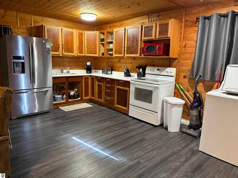 Tiny photo for 20688 Hibma Road, Tustin, MI 49688 (MLS # 1952101)
