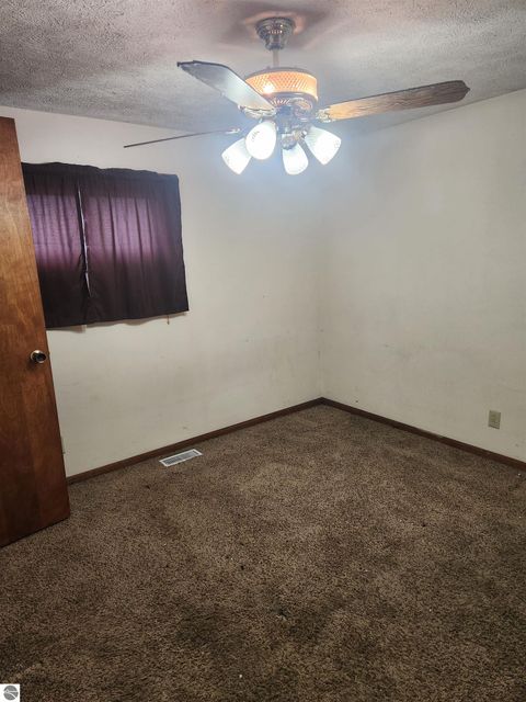 Tiny photo for 104 E Sexton Street, Breckenridge, MI 48615 (MLS # 1943207)