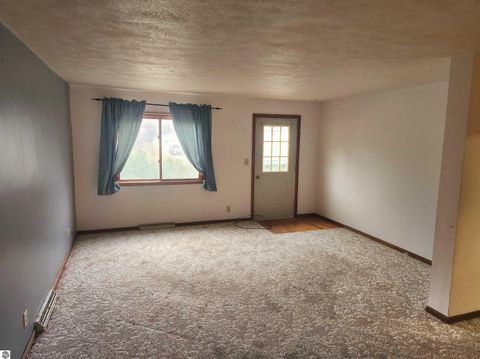 Tiny photo for 104 E Sexton Street, Breckenridge, MI 48615 (MLS # 1943207)