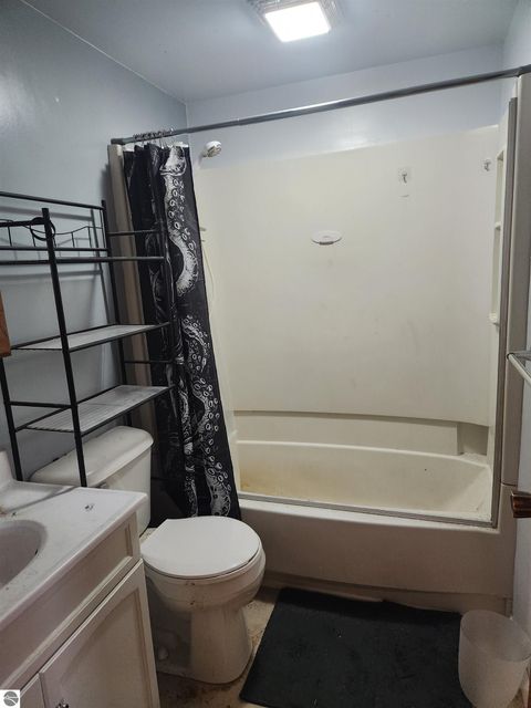 Tiny photo for 104 E Sexton Street, Breckenridge, MI 48615 (MLS # 1943207)