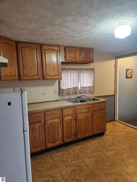 Tiny photo for 104 E Sexton Street, Breckenridge, MI 48615 (MLS # 1943207)