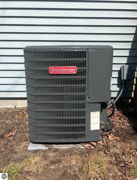 Tiny photo for 3949 S Alamando Road, St Louis, MI 48880 (MLS # 1943128)