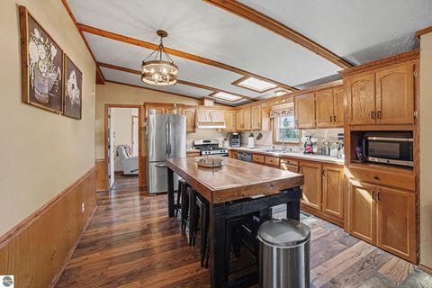 Tiny photo for 3949 S Alamando Road, St Louis, MI 48880 (MLS # 1943128)