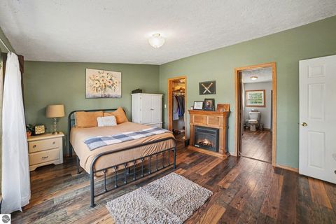 Tiny photo for 3949 S Alamando Road, St Louis, MI 48880 (MLS # 1943128)