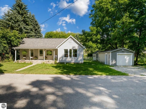 Tiny photo for 1667 Ewing Street, Traverse City, MI 49637 (MLS # 1949506)