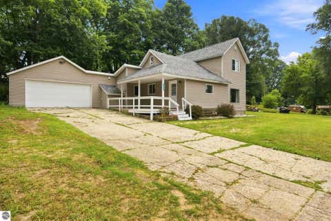 Tiny photo for 16767 3rd Street, Copemish, MI 49625 (MLS # 1948957)