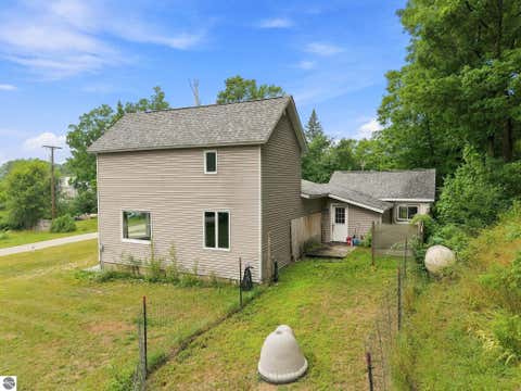 Tiny photo for 16767 3rd Street, Copemish, MI 49625 (MLS # 1948957)