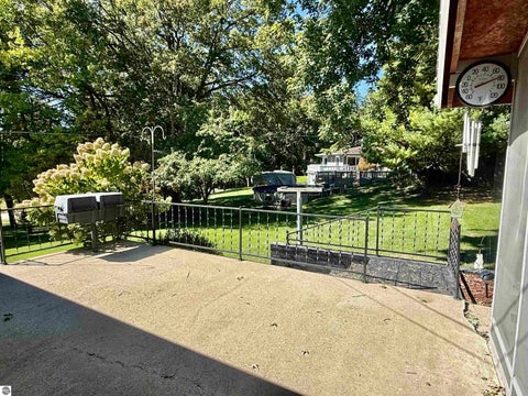 Tiny photo for 135 Fox Place, St Louis, MI 48880 (MLS # 1950931)