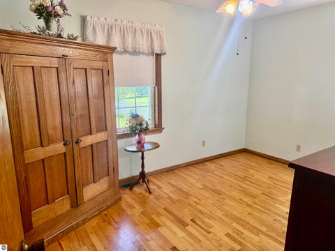 Tiny photo for 135 Fox Place, St Louis, MI 48880 (MLS # 1950931)
