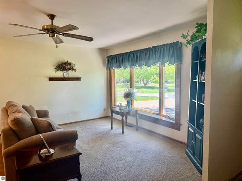 Tiny photo for 135 Fox Place, St Louis, MI 48880 (MLS # 1950931)