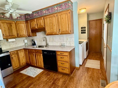 Tiny photo for 135 Fox Place, St Louis, MI 48880 (MLS # 1950931)