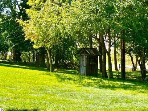 Tiny photo for 135 Fox Place, St Louis, MI 48880 (MLS # 1950931)