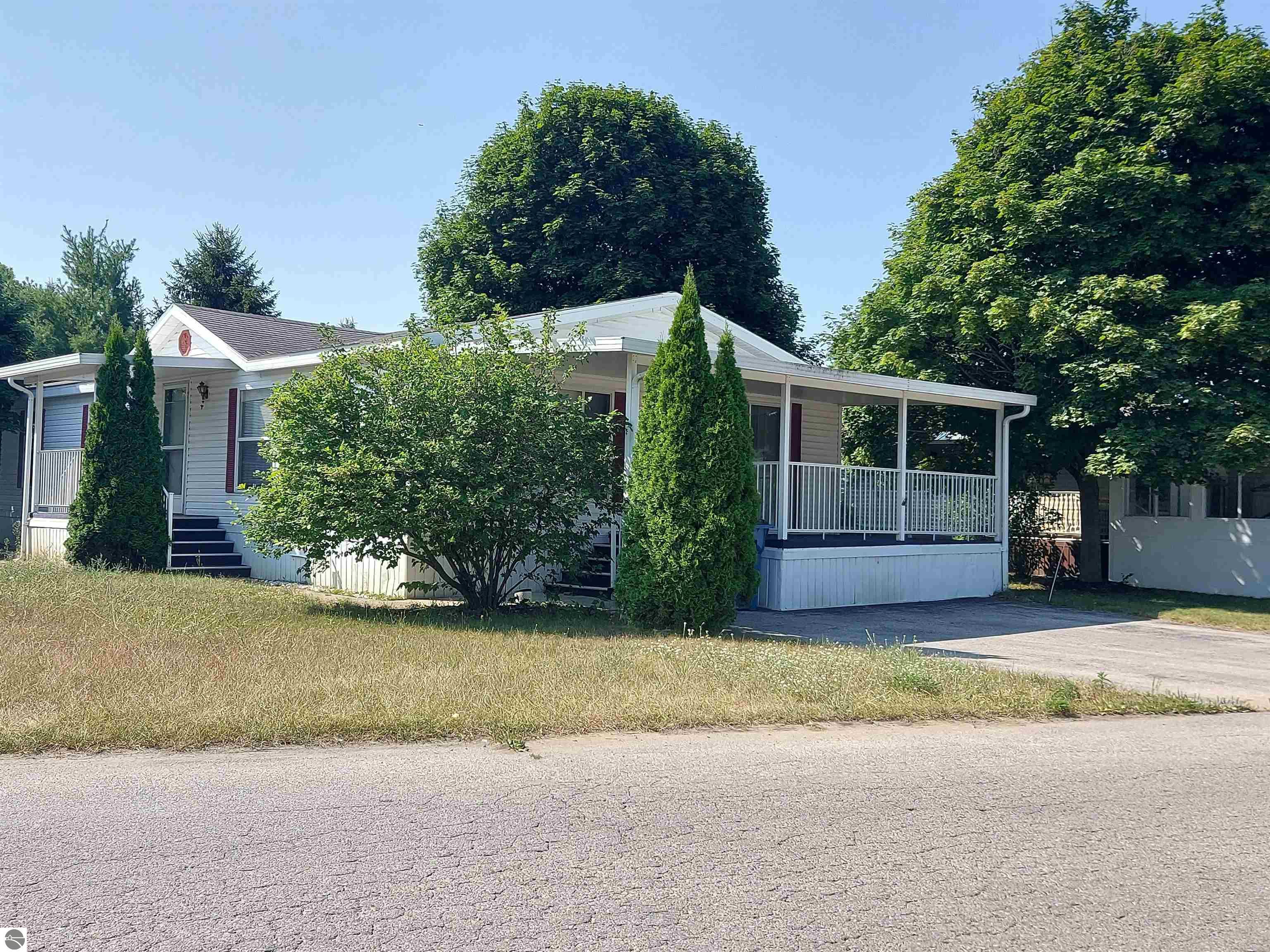 Photo 1 of 24 — 1587 David Place, Traverse City, MI 49686