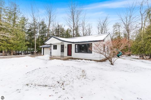 Tiny photo for 12289 Boyne City Road, Charlevoix, MI 49720 (MLS # 1941586)