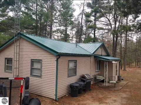 Tiny photo for 2531 Monroe Street, West Branch, MI 48661 (MLS # 1941157)