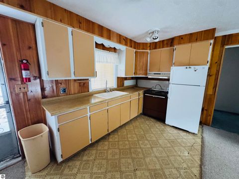 Tiny photo for 10986 Gillow Road SE, Fife Lake, MI 49633 (MLS # 1943766)