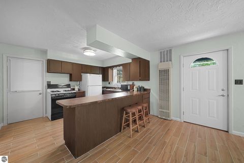 Tiny photo for 1536710 Wallin Road, Thompsonville, MI 49683 (MLS # 1944993)